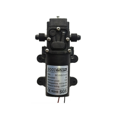 Bomba miniatura 12V 70W 4 L/min tipo refluxo, nervuras em ambos os lados, sa&iacute;da &agrave; direita