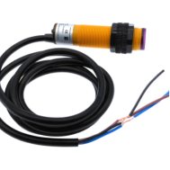 Sensor fotoel&eacute;trico PNP E3F-DS30P1