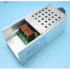 Regulador de tens&atilde;o com tiristor 6000W, ajuste de luminosidade, velocidade e temperatura