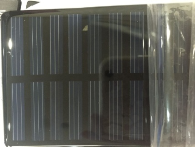 C&eacute;lula solar mini em resina ep&oacute;xi 50 x 90 mm 5 V 100 mA - Imagem 1