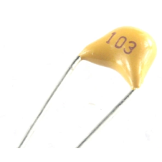 Capacitores cer&acirc;micos multicamadas 103, 10 nF (0,01 &micro;F)