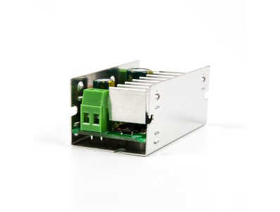 Conversor DC-DC elevador 200W 6&ndash;35V para 6&ndash;55V 10A com carca&ccedil;a - Imagem 5