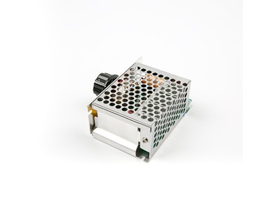 Regulador Eletr&ocirc;nico por Tiristor 4000W, Regula&ccedil;&atilde;o de Atenua&ccedil;&atilde;o e Velocidade, com Inv&oacute;lucro de Prote&ccedil;&atilde;o - Imagem 4