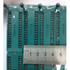 Soquete ZIF universal 40 pinos para CI DIP (corpo estreito, MOQ 10)