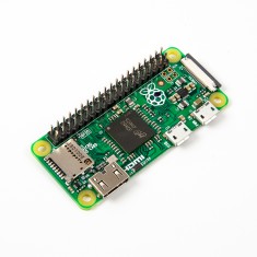 Placa Raspberry Pi Zero com soldagem