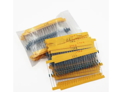 Kit de resistores de filme met&aacute;lico 820 pe&ccedil;as 1/4W 1% 41 valores, 20 unidades de cada valor - Imagem 1