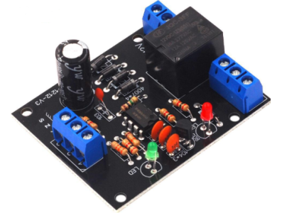 M&oacute;dulo rel&eacute;, sensor e controlador de n&iacute;vel de &aacute;gua 12V preto - Imagem 1