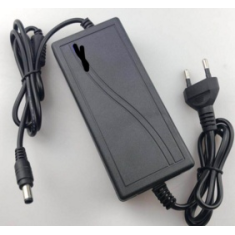 Fonte de alimenta&ccedil;&atilde;o integrada 12V 5A 60W, plug UE, cabo duplo com luz