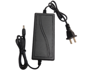 Adaptador de alimenta&ccedil;&atilde;o integrado 12V 6A 72W com plugue US, fios duplos e indicador luminoso - Imagem 1