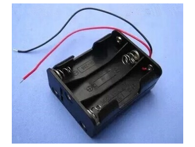 Caixa porta-pilhas para 6 pilhas AA (back-to-back) - Imagem 1