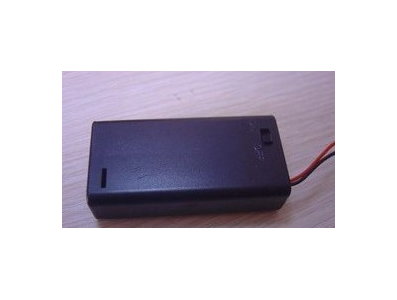 Porta-pilhas para 2 pilhas AAA com tampa e interruptor liga/desliga - Imagem 1