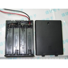 Porta-pilhas 4x AAA com tampa e interruptor liga/desliga