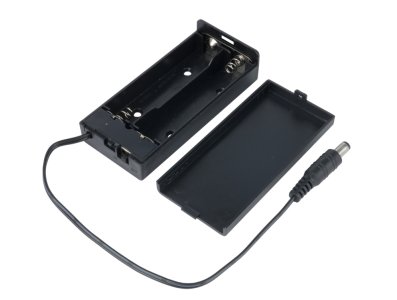 Caixa para 2 c&eacute;lulas 18650 com tampa, interruptor ON-OFF e conector DC 5,5&times;2,1 - Imagem 1